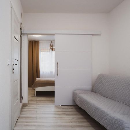Apartament Dla 4 Osob Blisko Morza นีคอร์เซ ภายนอก รูปภาพ