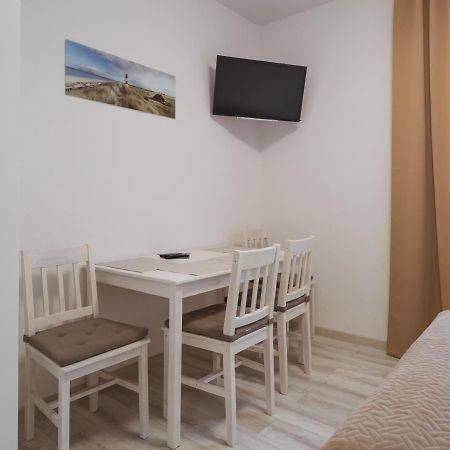 Apartament Dla 4 Osob Blisko Morza นีคอร์เซ ภายนอก รูปภาพ