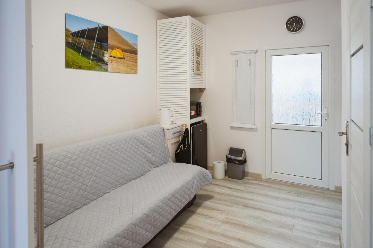 Apartament Dla 4 Osob Blisko Morza นีคอร์เซ ภายนอก รูปภาพ