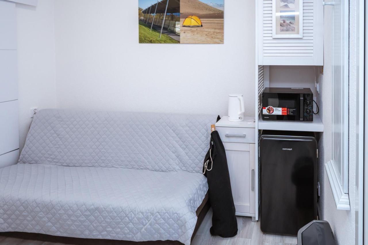 Apartament Dla 4 Osob Blisko Morza นีคอร์เซ ภายนอก รูปภาพ
